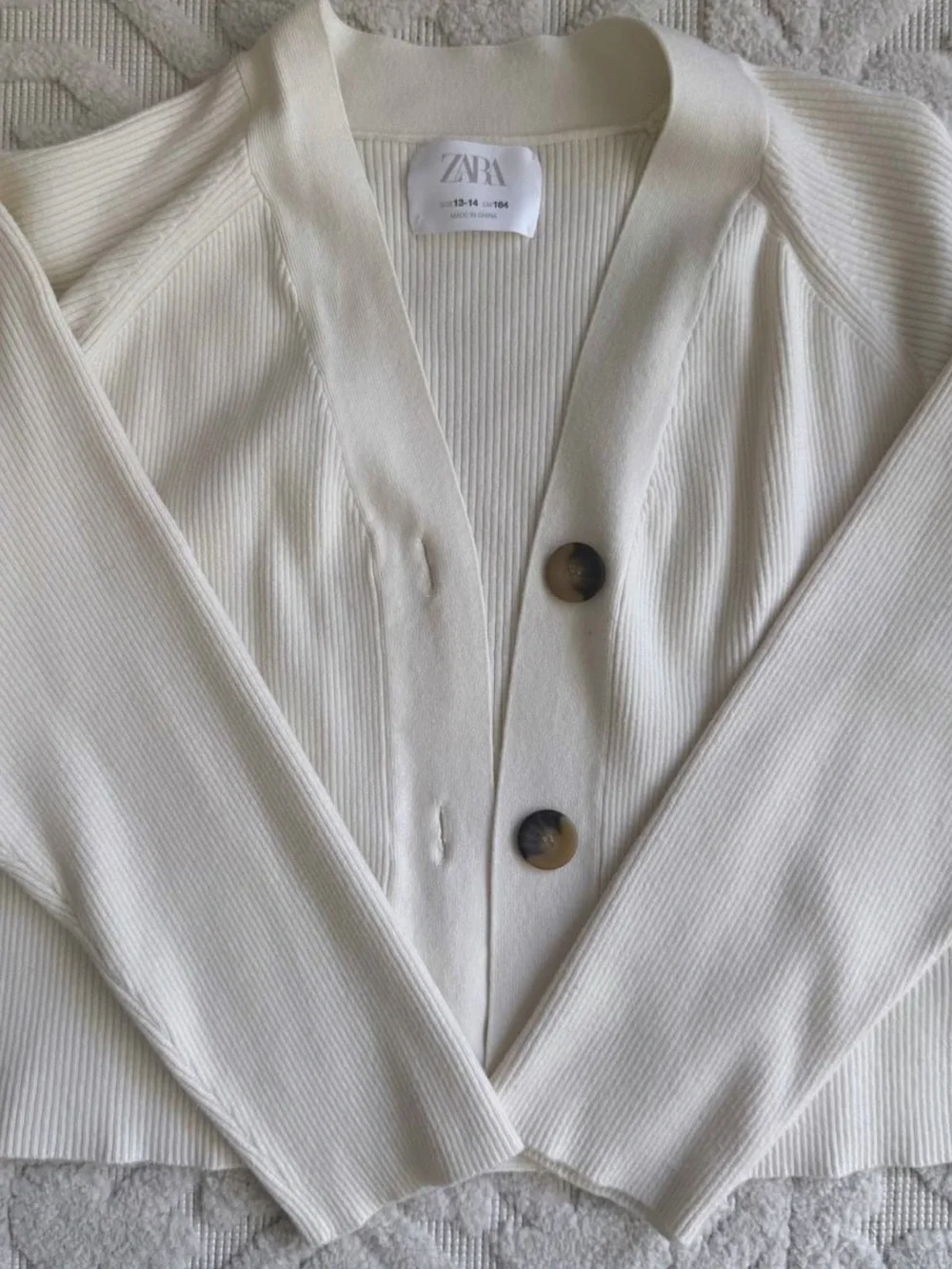 Zara Off-White Ribbed Button-Front Cardigan